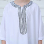 Black Geometric Trim Islamic Thobe(MKB018)