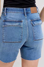 Judy Blue Full Size Mid Rise Bermudas Denim Shorts W/ Back Flap Pockets Plus Size