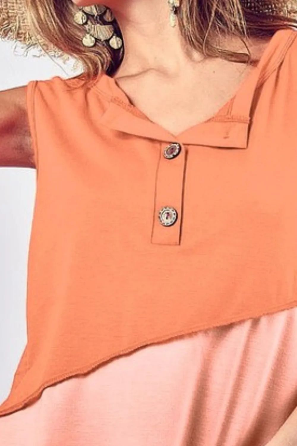BiBi Color Block Contrast Stitching Buttoned Henley Top