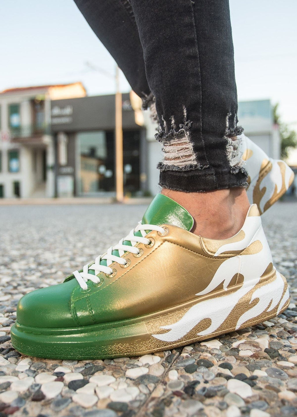 Men's Kinetic Vibe: Dynamic Vibe